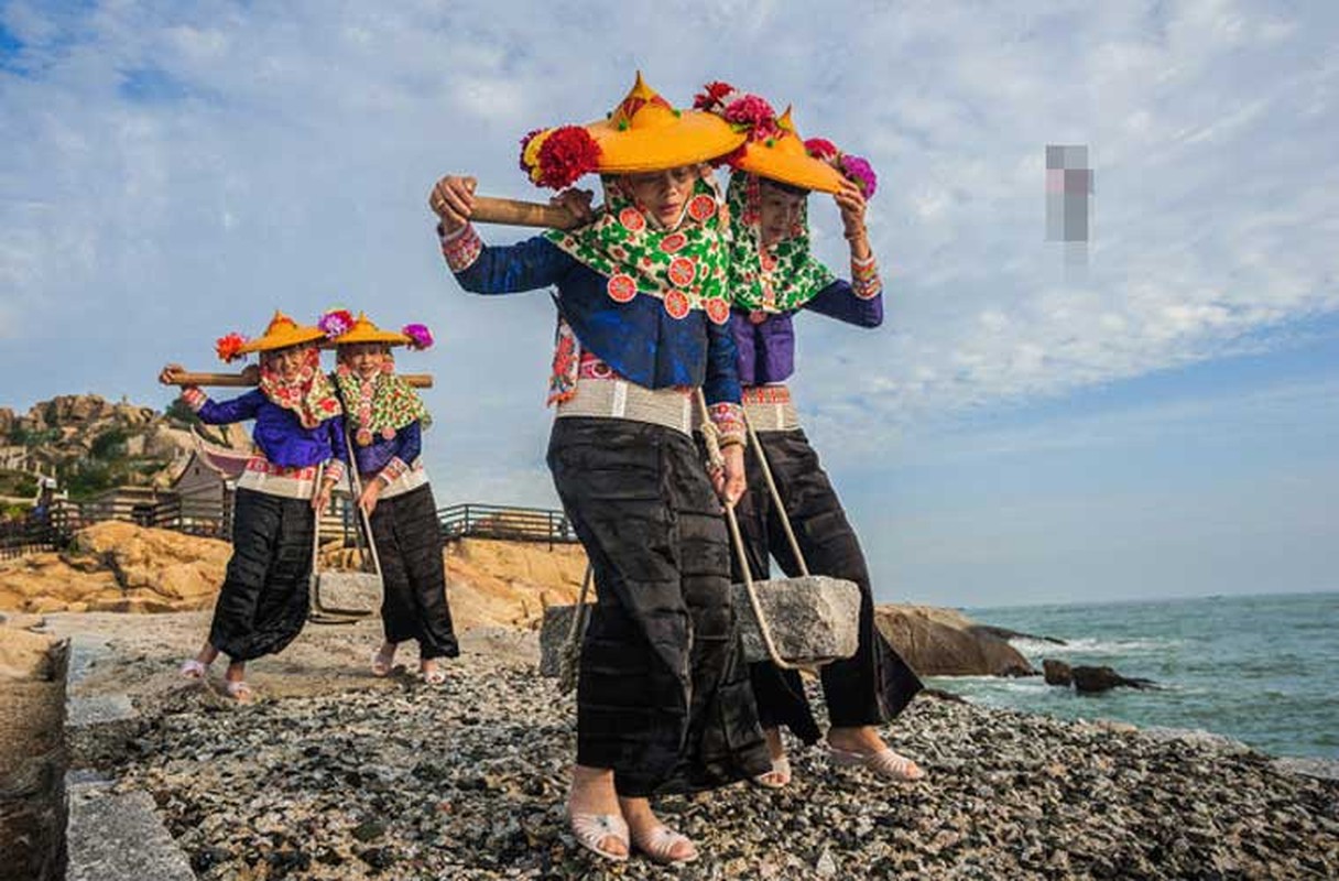 Ngam nhan sac chi em toc Hue An Nu o Trung Quoc-Hinh-4